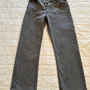 Levi's Women's Straight Leg Jeans in Charcoal